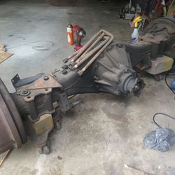 Isuzu NPR Rear End