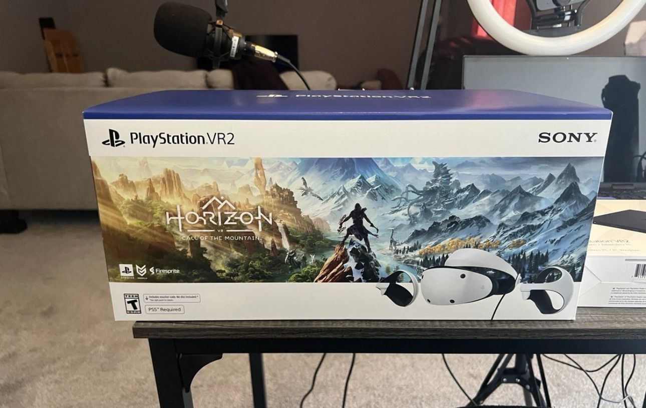 Sony PlayStation VR2 horizon call of the mountain bundle