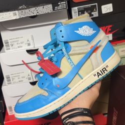 Off White Jordan 1 “ UNC “ Used 