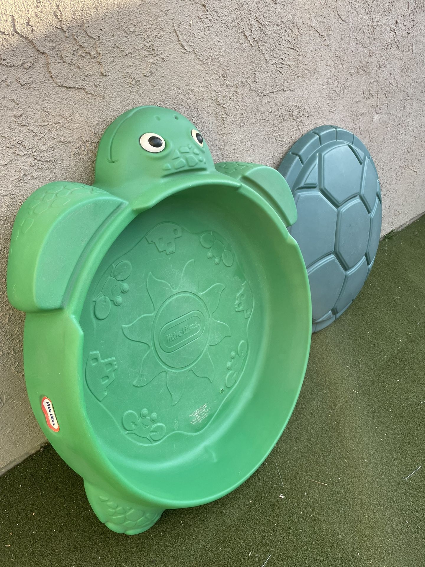 Little Tikes Sandbox 