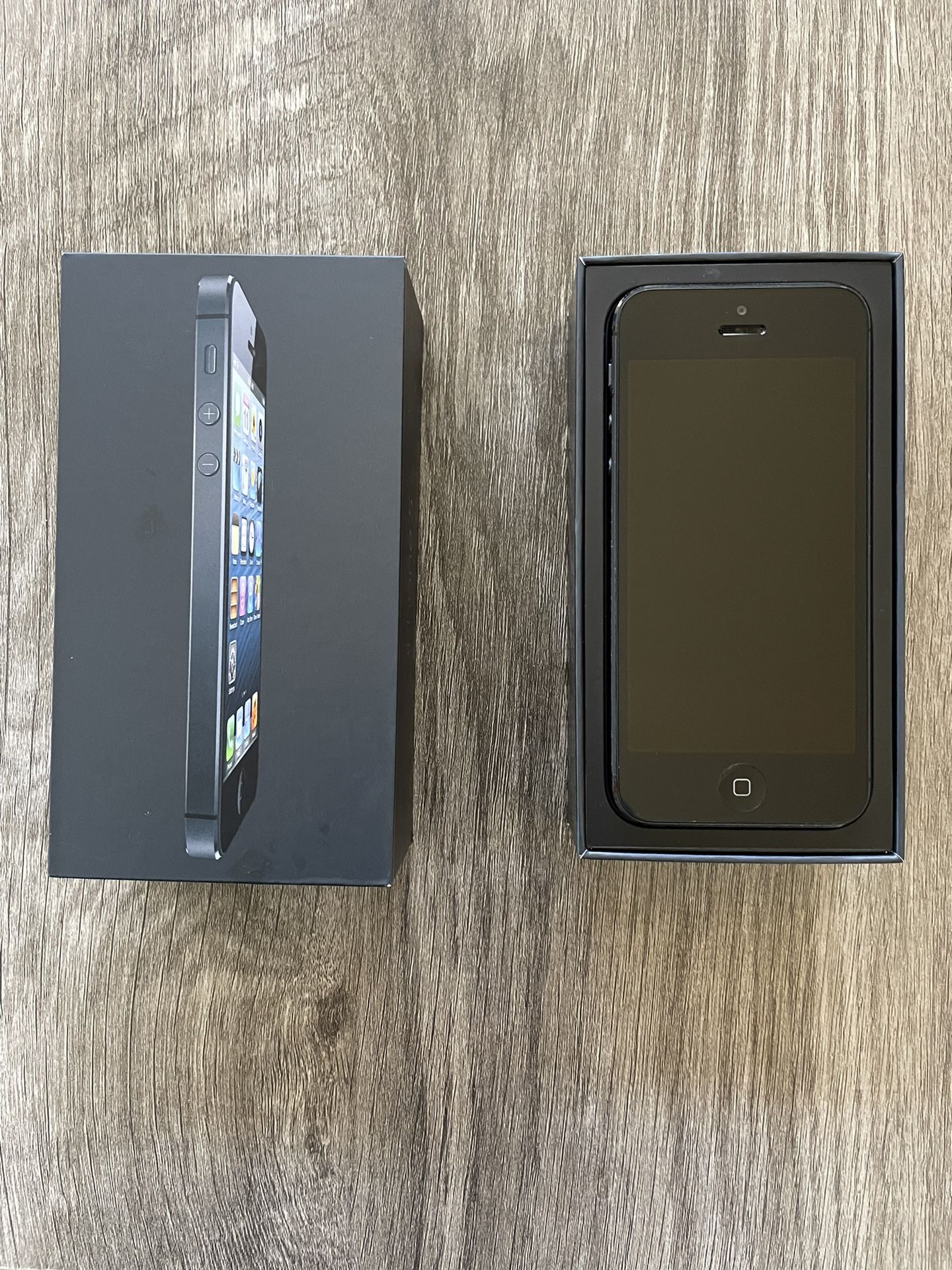 Iphone 5 for AT&T 16g excellent condition