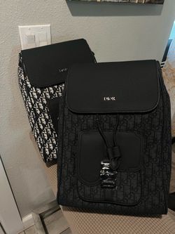 Dior pack backs