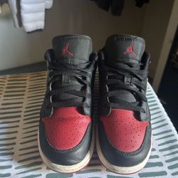 Jordan 1 Low 6y