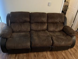 Reclining Couch & Loveseat Set