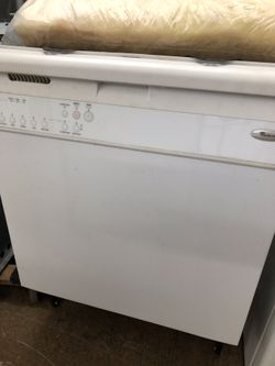 Whirlpool Clean Quiet Dishwasher (Built In)! Guaranteed! Installation Available for An Additional Fee