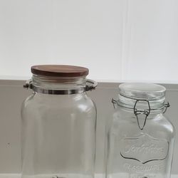 Glass Jar Drink Dispeners