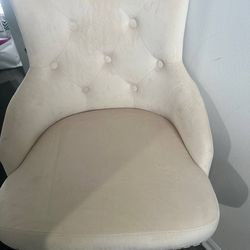 Armed Velvet High Chair (bar Chair)