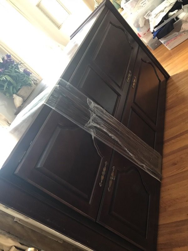 Huge Cabinet (China cabinet, tv entertainment)