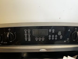 Whirlpool Gold Matching Range and Dishwasher