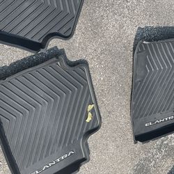 2020-2025 Elantra Weather tech Mats 