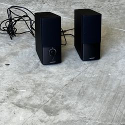 Bose Desk Speakers 