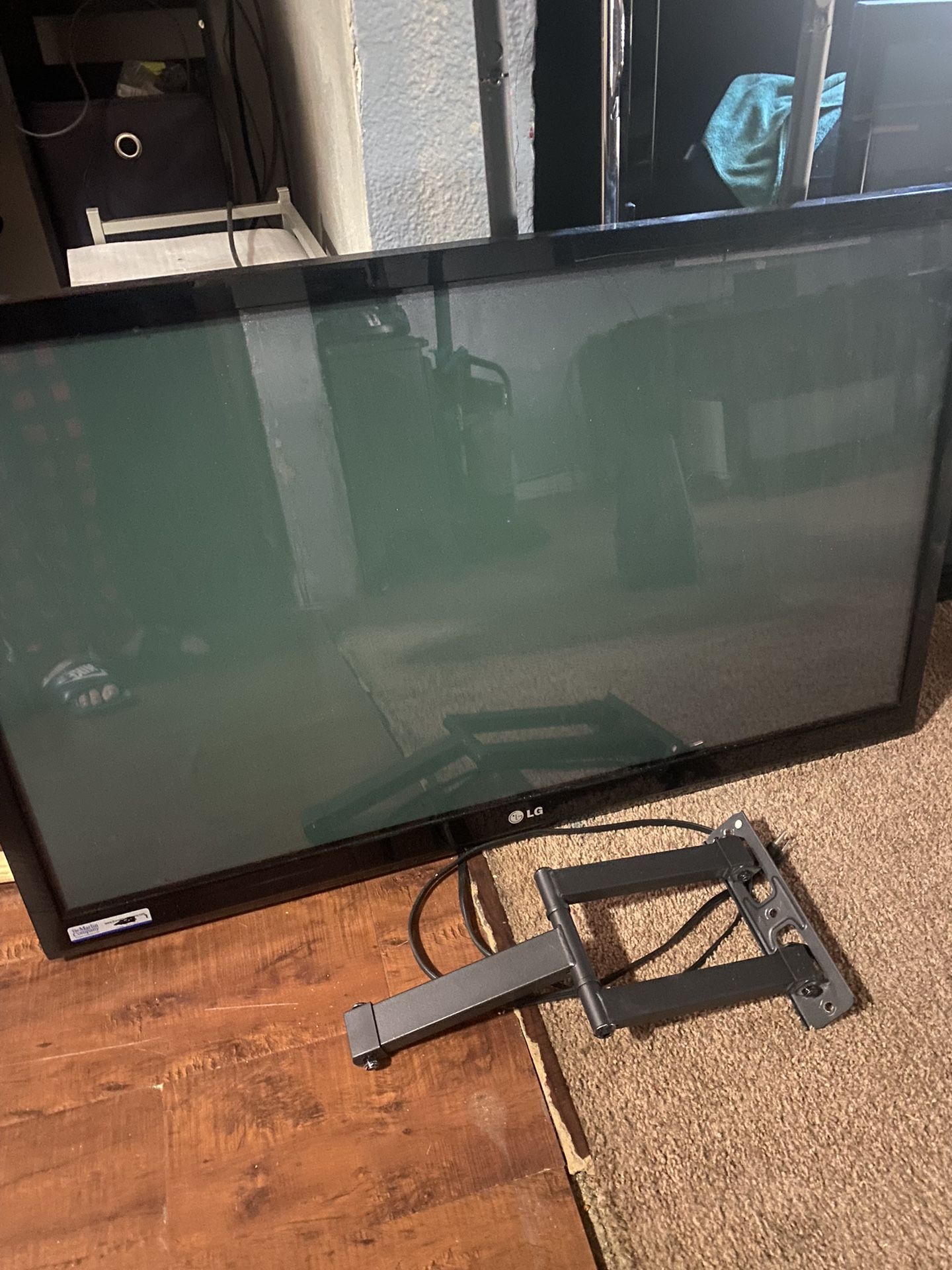 not Smart TV . 42”