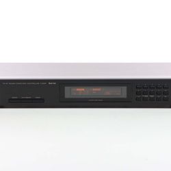 JVC FX-97 QUARTZ LOCK FM AM COMPUTER CONTROLLED TUNER