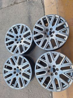 GMC Yukon Denali 24inch OEM Wheels
