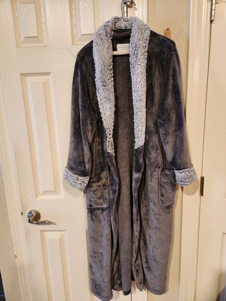 Womens Gray Robe
