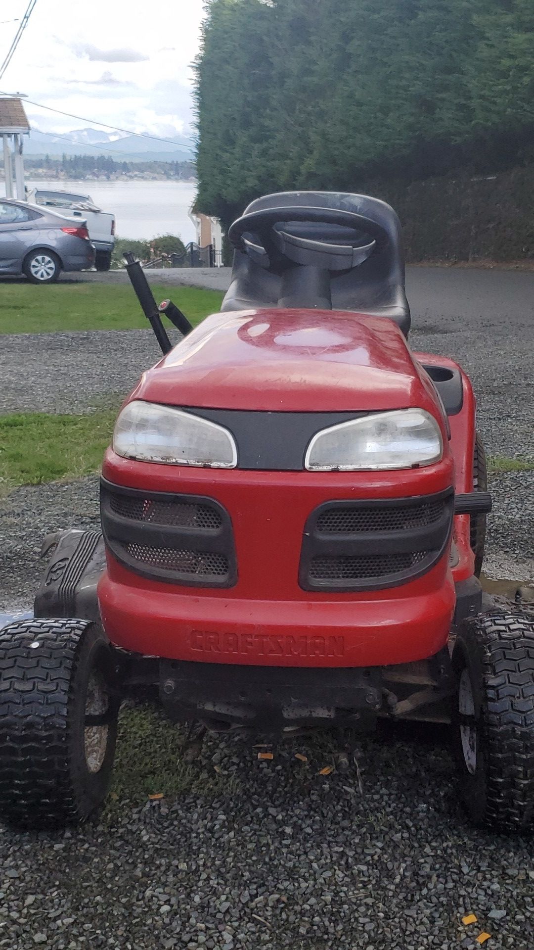 Riding Lawn Mower, Craftsman DLT 3000