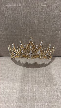 Tiara New