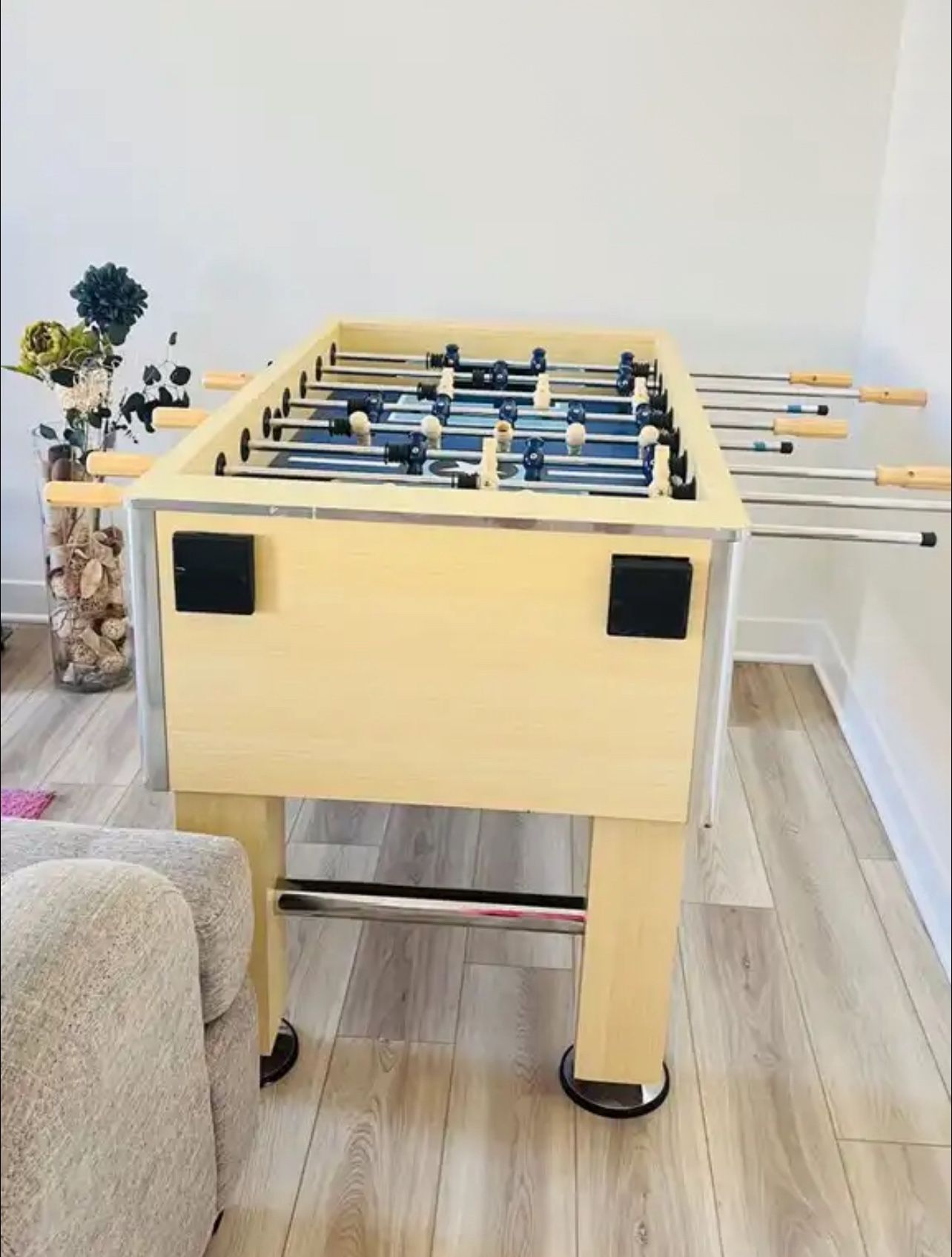 Foosball Table – Sturdy, Great Condition