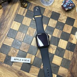 Apple Watch SE 2nd Gen 44mm GPS Black Aluminum Case Sports Band M/L MRE93LL/A