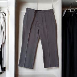 Men's BOTANY 500 Gray Flat Dress Pants Size 40S 100% POLYESTER