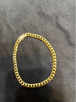9” 14k GF Cuban Link Bracelet w/ Iced Out Clasp