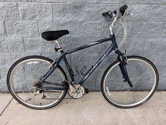 Bike Road/Hybrid Giant Cypress Bicycle 