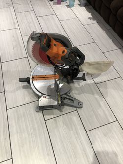 Ridgid Miter saw 12 electric usada en buenas condiciones