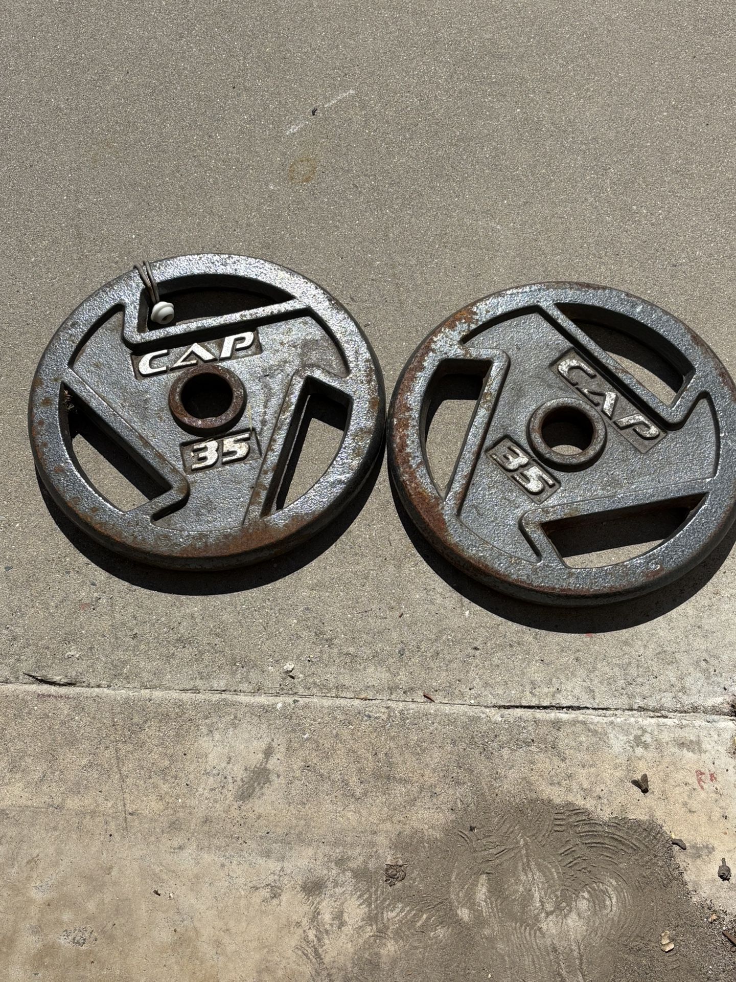 35 Lbs Plates 