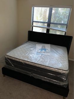 King mattress pillow top and box spring set (2pc - brand new)