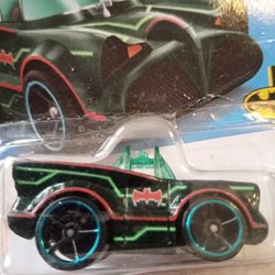 2023 Hotwheels Batman mobilecar