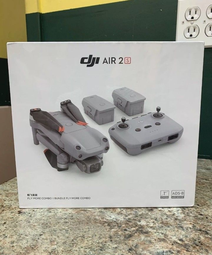 DJI Air 2S Fly More Combo Drone