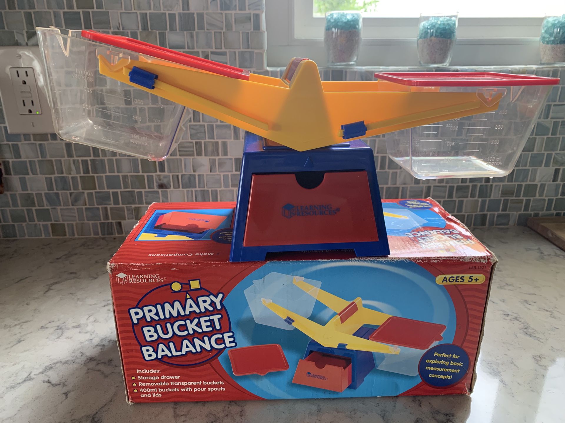 Learning Resources Primary Bucket Balance Teaching Scale