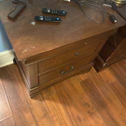 Dresser Table 