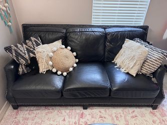 Great sofa in mint condition