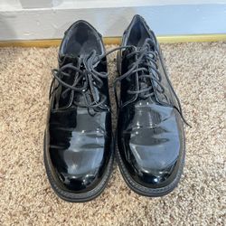 Men's Bruno Marc black dress shoes size 8