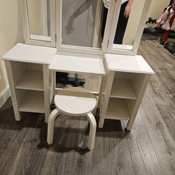 Pottery Barn Girls Makeup Vanity with Stool $40