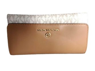 Michael Kors Di2302 Beige / Tan Wallet