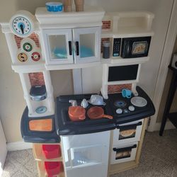 Toy Kitchen Set