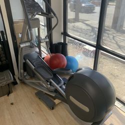 EFX PRECOR Total Body Eliptical