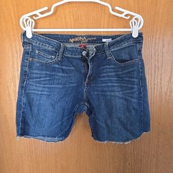 Arizona Jean Co. Women's Cut-Off Denim Shorts Blue Size 13 Raw Hem Pockets