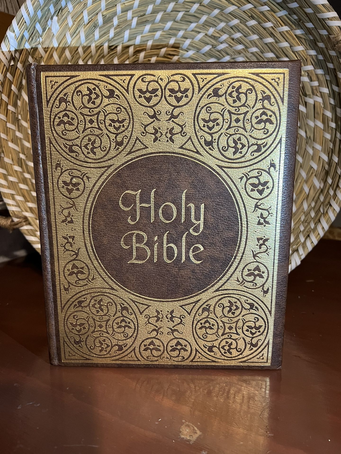 The NEW AMERICAN BIBLE GREAT MASTER EDITION 1970