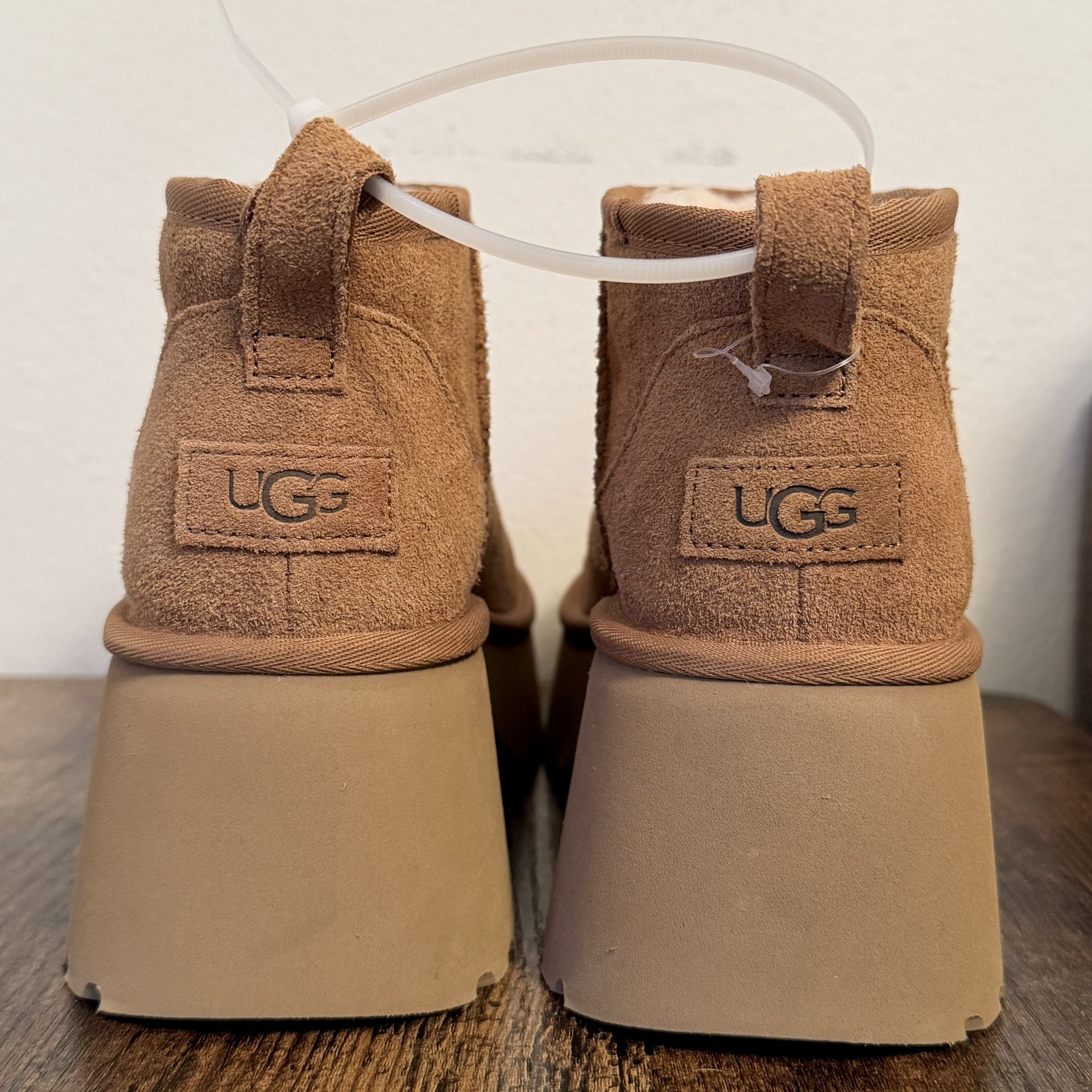 Ugg Classic Boots Size 8,9,10 Available Brand New