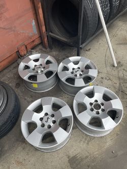 Nissian Rims Set Of 4