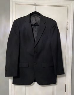 Gerald Austin Men’s Black Suit Size 38R