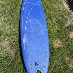 Foam Board Surfboard With Fins 5’6” 