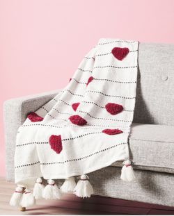 Valentines Day Tes Heart Tufts Throw Blanket Tassel 