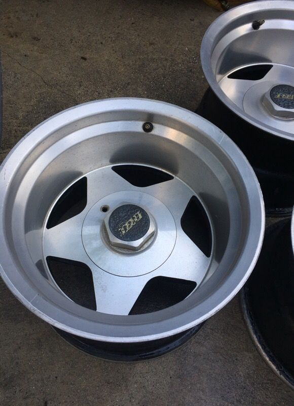 Eagle alloy 028 15x10 for Sale in Long Beach, CA - OfferUp