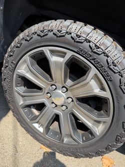 285/45/22 ✅✅✅TIRES ONLY✅✅✅