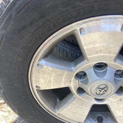 Toyota Tacoma  Wheels 