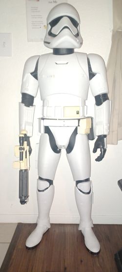 4ft Tall Star Wars Stormtrooper 